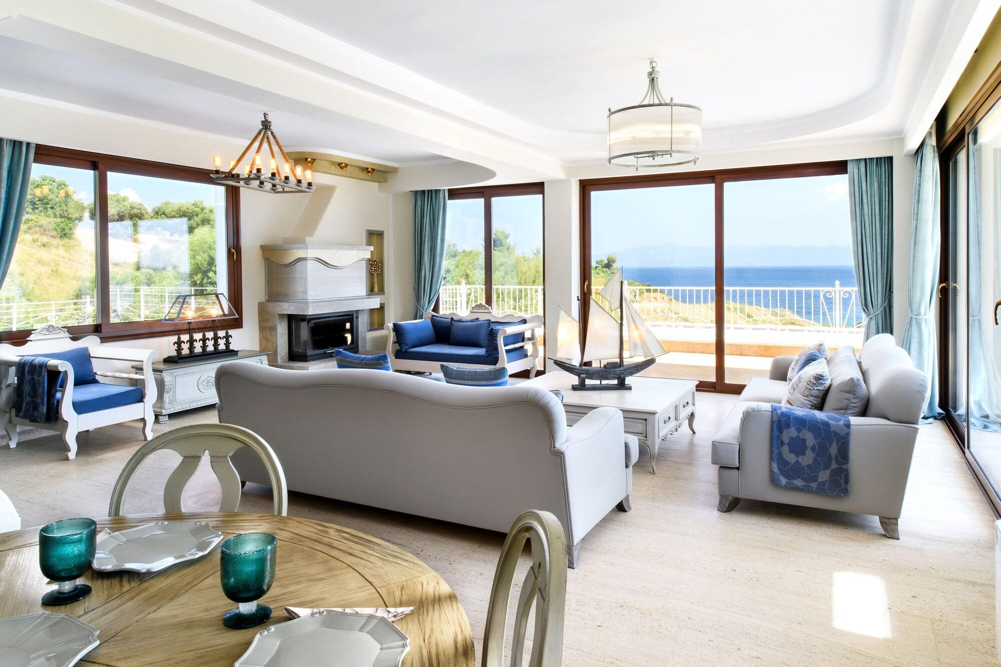Villa D'Oro - Luxury Villas & Suites Palioúrion Quarto foto
