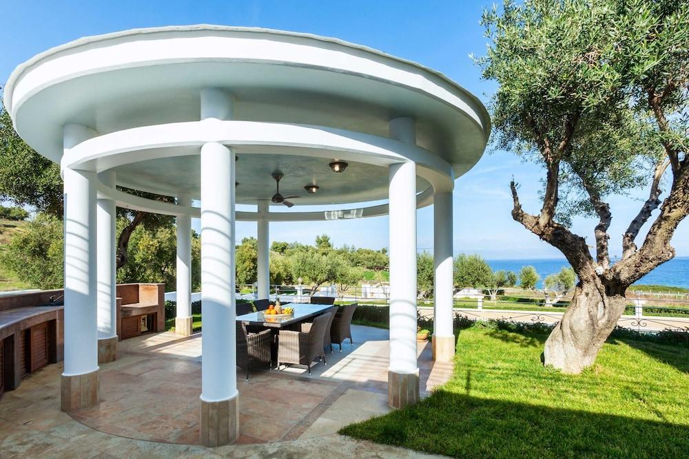 Villa D'Oro - Luxury Villas & Suites Palioúrion Exterior foto
