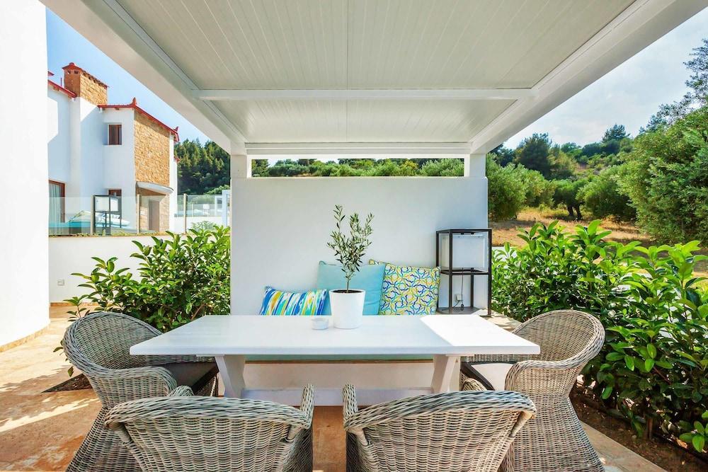 Villa D'Oro - Luxury Villas & Suites Palioúrion Exterior foto